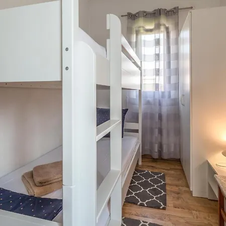 Awesome In With Wifi Daire Poreč