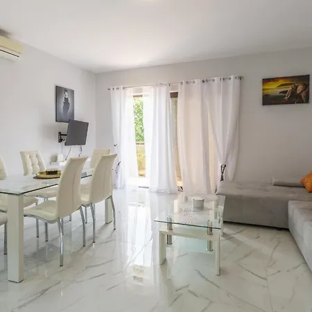 Awesome In With Wifi * ポレッチ